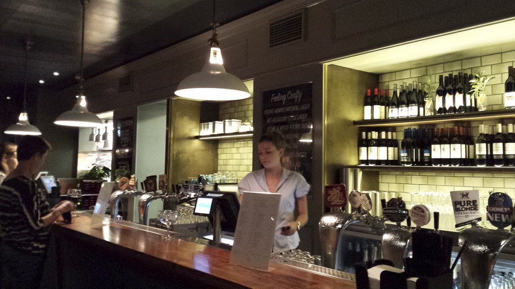 Bar